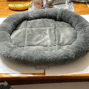 Gray Self warming Cat Bed by Frisco